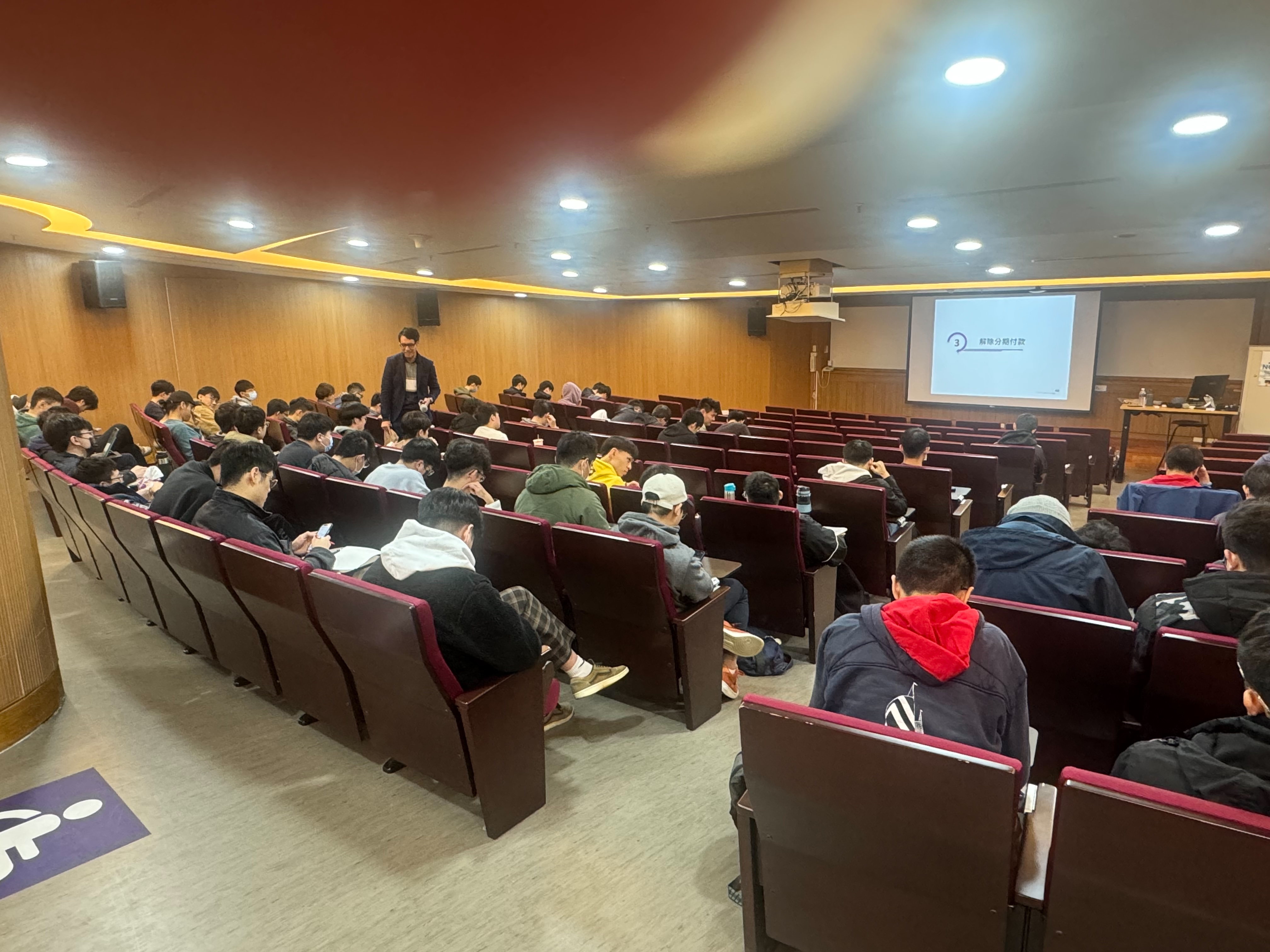 刑事警察局徐健銘偵查員實施反詐騙宣教活動照片17